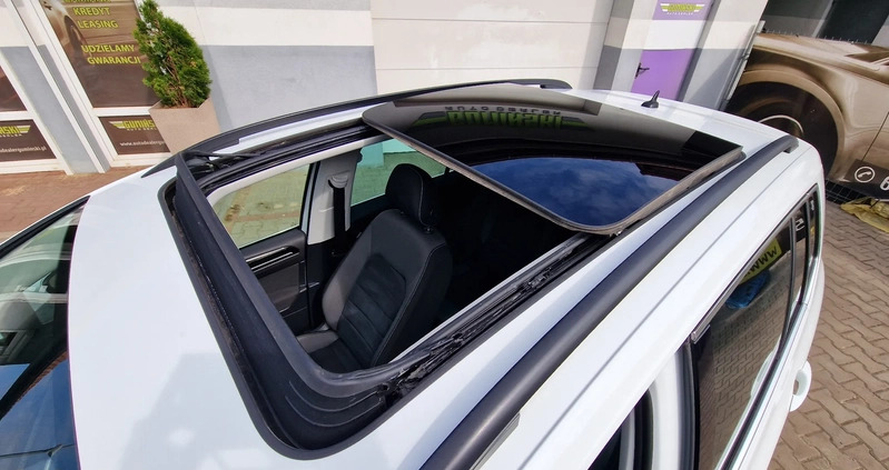 Volkswagen Golf Sportsvan cena 49999 przebieg: 190000, rok produkcji 2015 z Sianów małe 781
